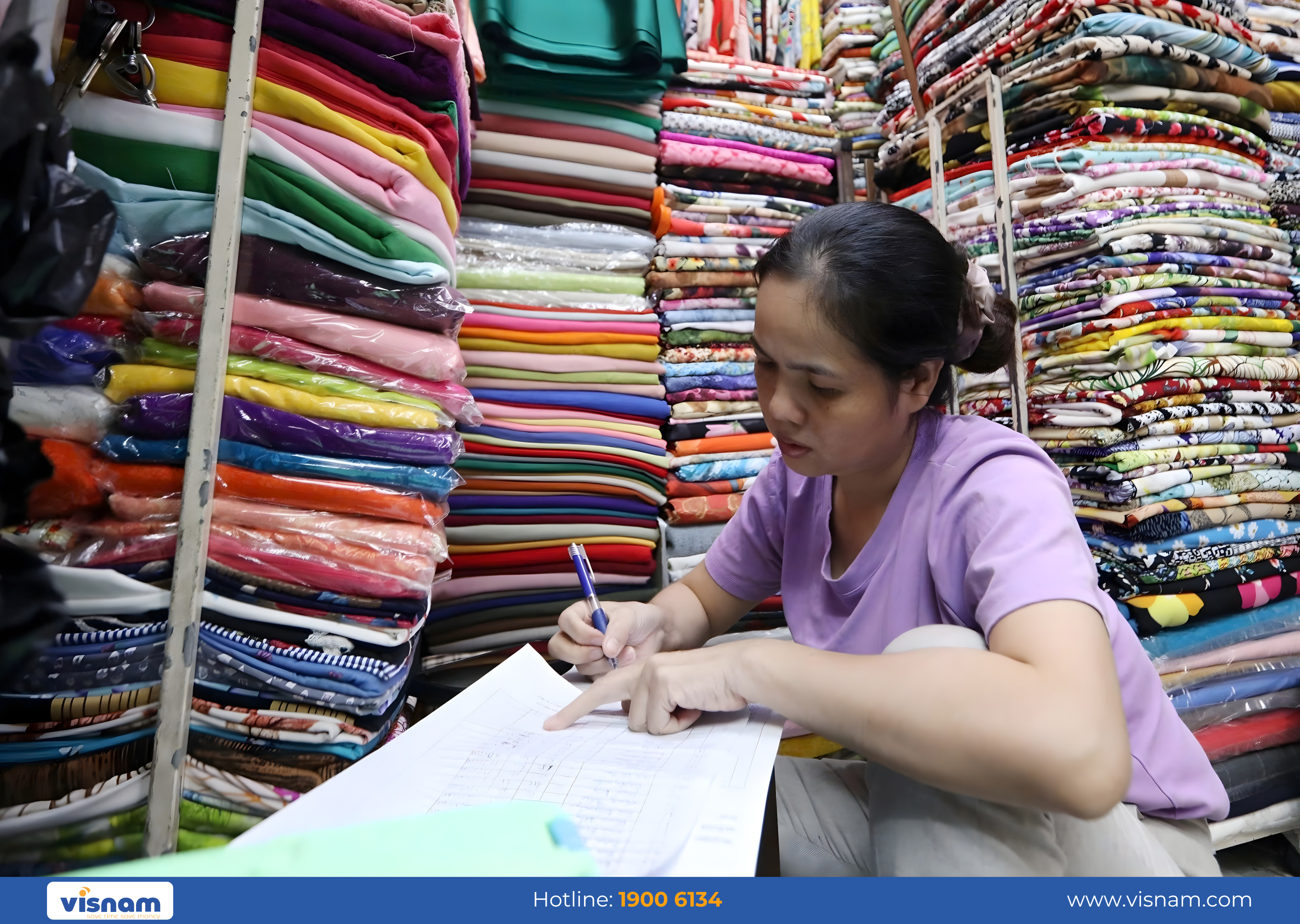 Hộ kinh doanh đang dần làm quen với chính sách mới